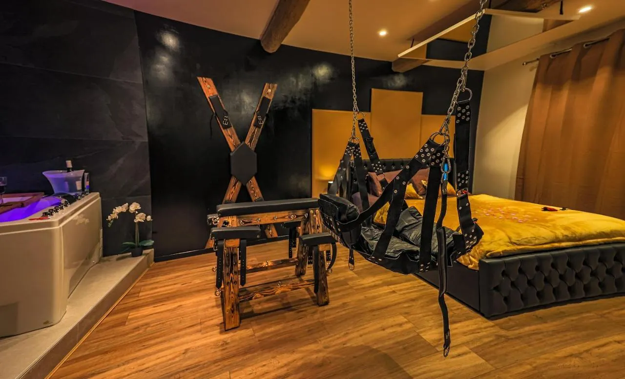 Apartment La Loveroom Bdsm Grassoise 