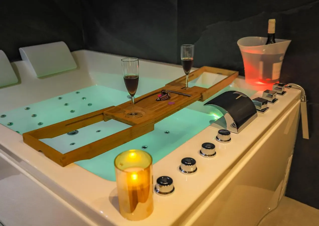Apartment La Loveroom Bdsm Grassoise 